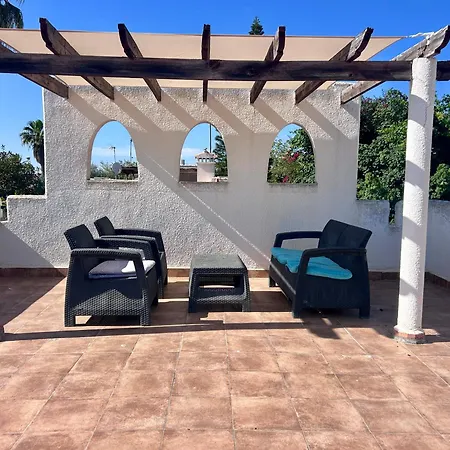 Holiday home With Pool, Chill-out & Bbq *
