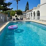 Vakantiehuis With Pool, Chill-out & Bbq